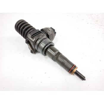 Recambio de inyector para volkswagen polo iv (9n_, 9a_) 1.4 tdi referencia OEM IAM 038130073A 0414720215 