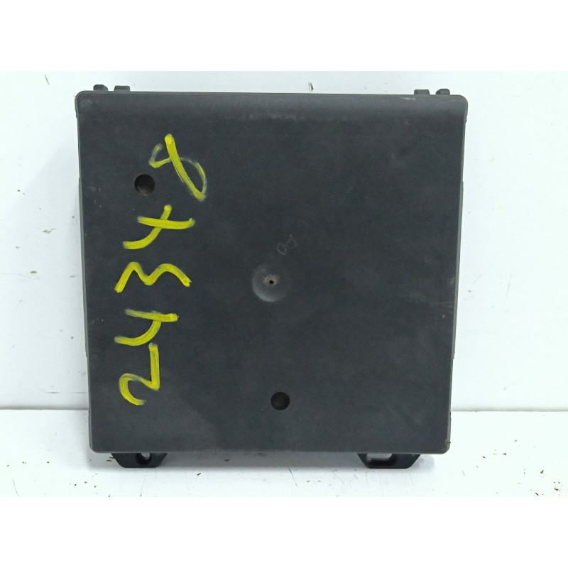 CAJA RELES / FUSIBLES 6Q2937049F