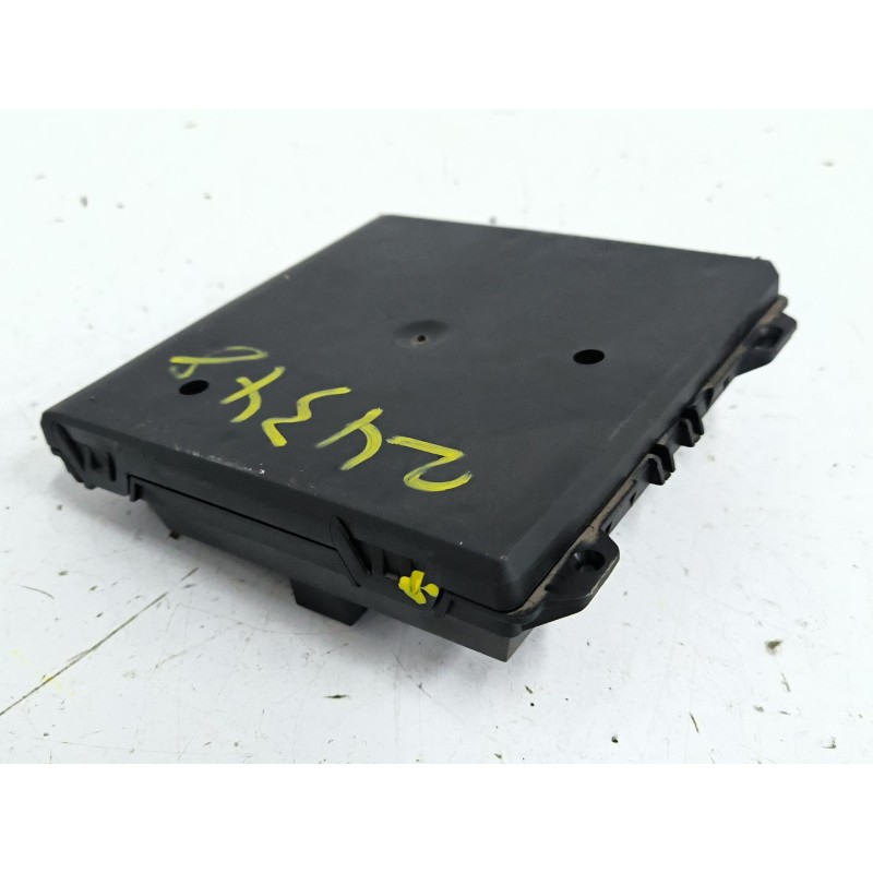 CAJA RELES / FUSIBLES 6Q2937049F
