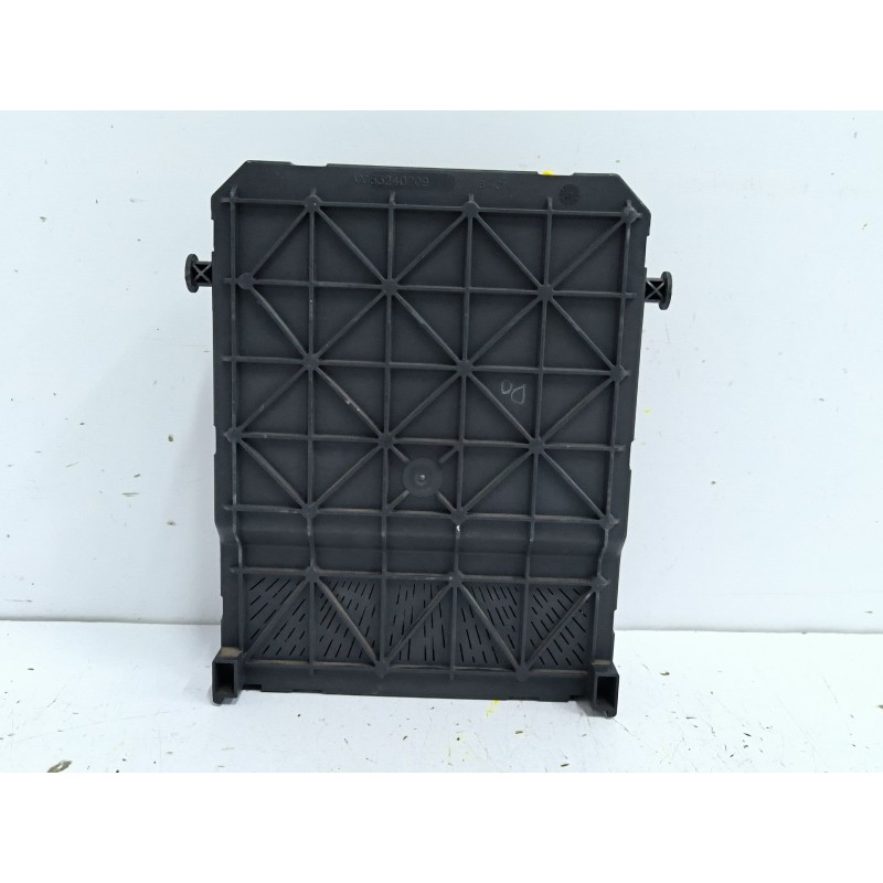 CAJA RELES / FUSIBLES