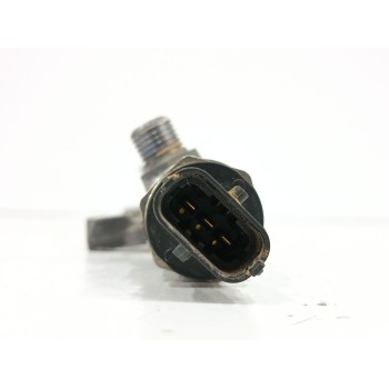 Recambio de rampa inyectora para toyota auris (_e15_) 1.4 d-4d (nde150_) referencia OEM IAM 2381033030 0445214177 2328033020