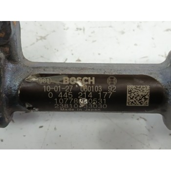 Recambio de rampa inyectora para toyota auris (_e15_) 1.4 d-4d (nde150_) referencia OEM IAM 2381033030 0445214177 2328033020