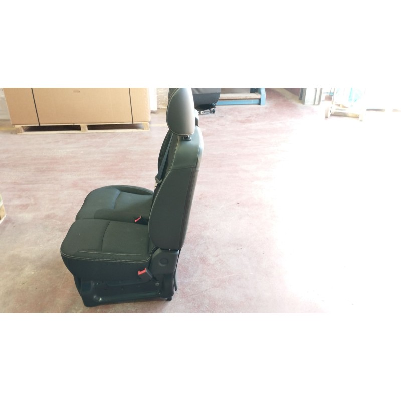 ASIENTO DELANTERO DERECHO
