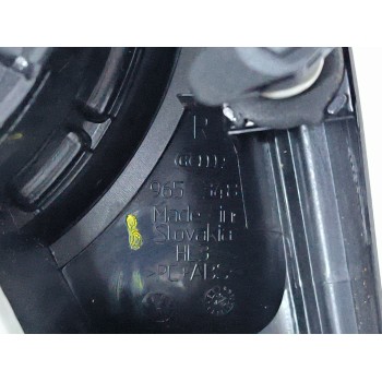 Recambio de piloto trasero derecho para volkswagen polo iv (9n_, 9a_) 1.4 16v referencia OEM IAM 96530302 965348 