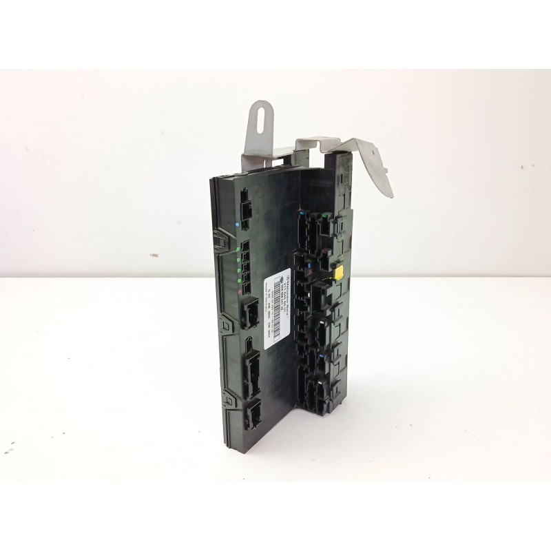 CAJA RELES / FUSIBLES 5DK008047