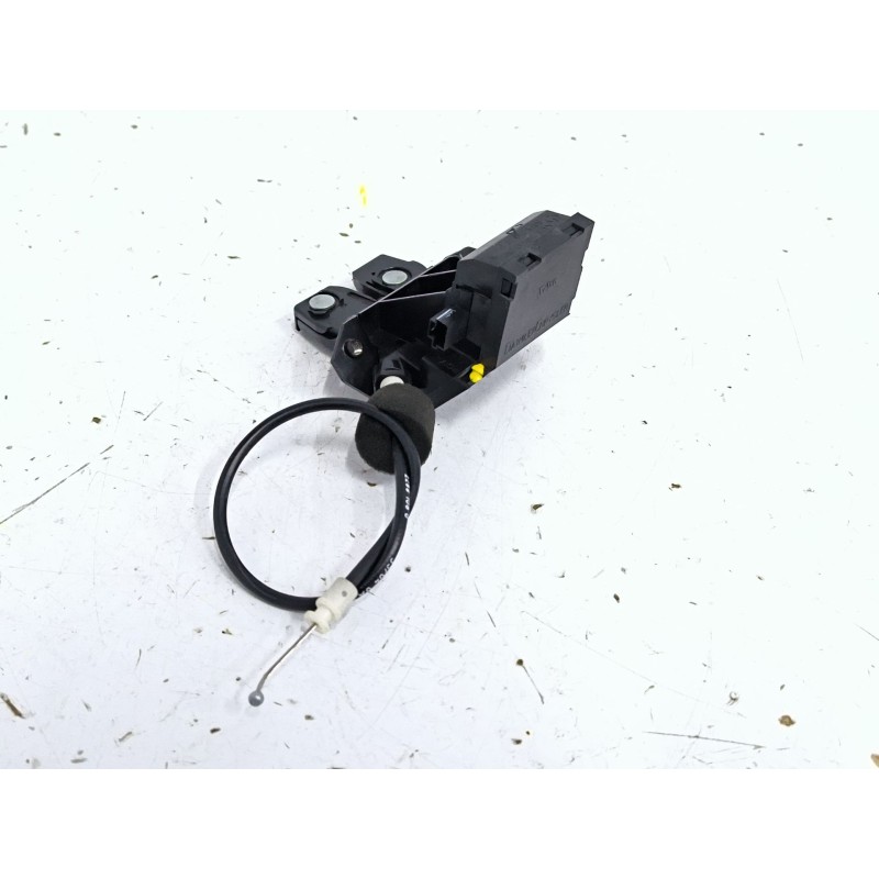 CERRADURA MALETERO / PORTON