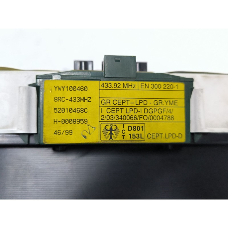 CUADRO INSTRUMENTOS YWY100460