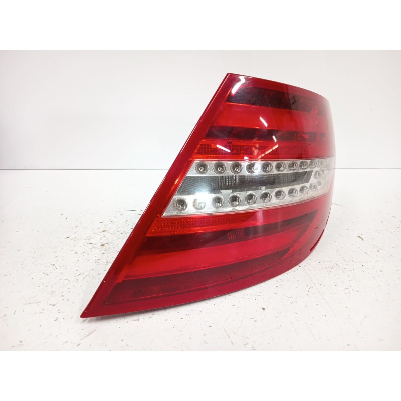 Recambio de piloto trasero derecho para mercedes-benz clase c (w204) lim. c 220 cdi blueefficiency (204.002) referencia OEM IAM 