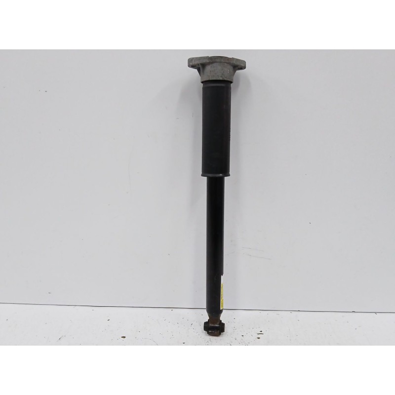 Recambio de amortiguador trasero izquierdo para mercedes-benz clase c coupé (c205) c 180 (205.340) referencia OEM IAM A205320303