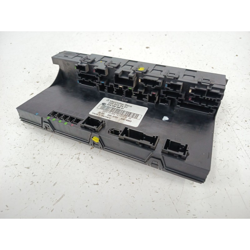 Recambio de caja reles / fusibles para mercedes-benz clase c (w203) c 220 cdi (203.008) referencia OEM IAM 2035452401 5DK008486 