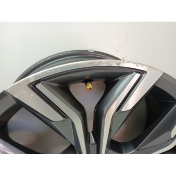 Recambio de llanta para renault clio v (b7_) 1.3 tce 130 (b7mf) referencia OEM IAM 403000324R 7.0JX17CH4-37 4H 4X100