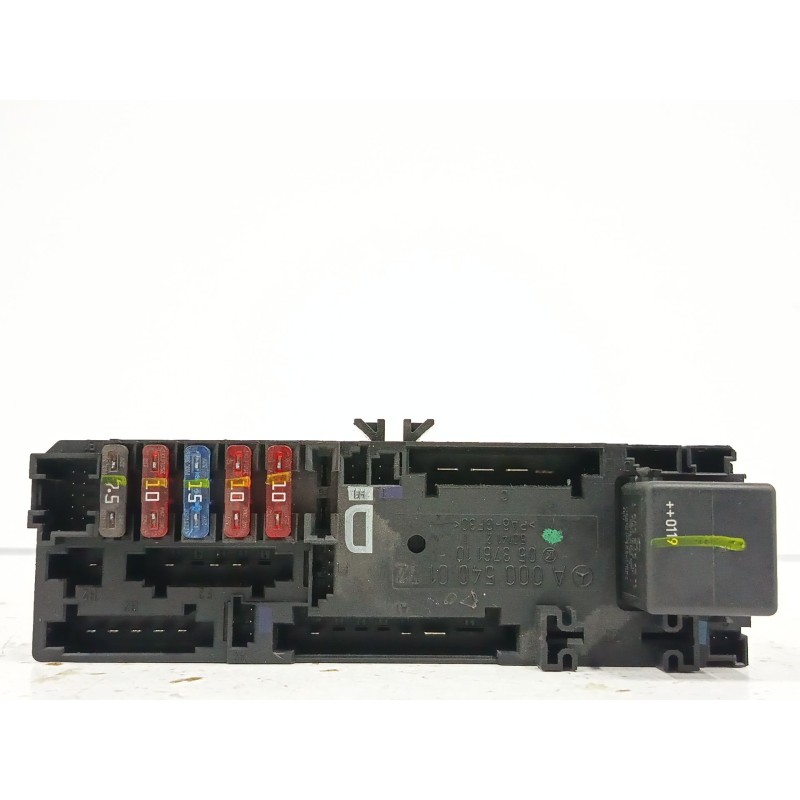 CAJA RELES / FUSIBLES