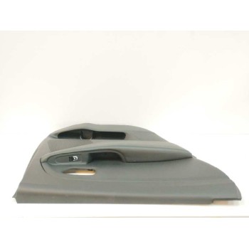 Recambio de guarnecido puerta trasera izquierda para kia carens iv 1.7 crdi referencia OEM IAM 83310A4000 NEGRO 