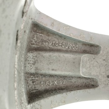 Recambio de llanta para kia sportage iii (sl) 2.0 crdi awd referencia OEM IAM 529103U200 6,5JX17 ET35 5H 5X115