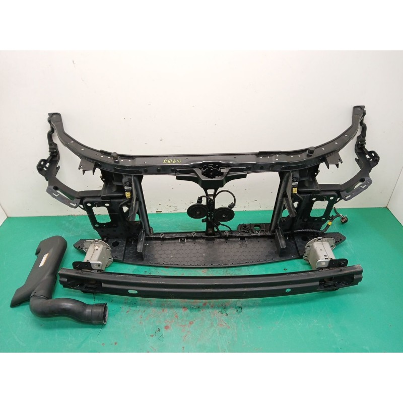 PANEL FRONTAL 865302L000