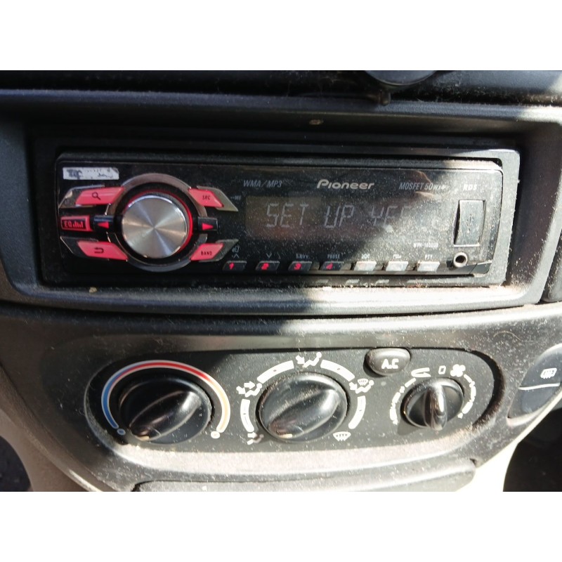 RENAULT SCÉNIC I Monospace (JA0/1_, FA0_) 2003