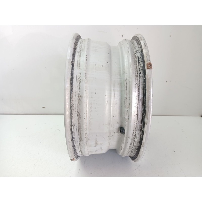 LLANTA 7JX16EH2 5H 5X121