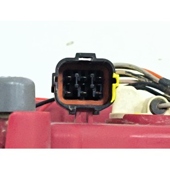 Recambio de piloto trasero derecho para hyundai tucson (jm) 2.0 referencia OEM IAM 924022E0  