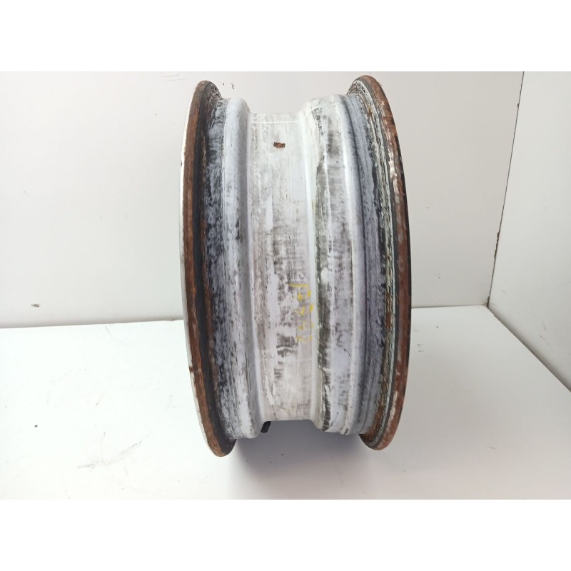LLANTA 6JX16 6H 6X141