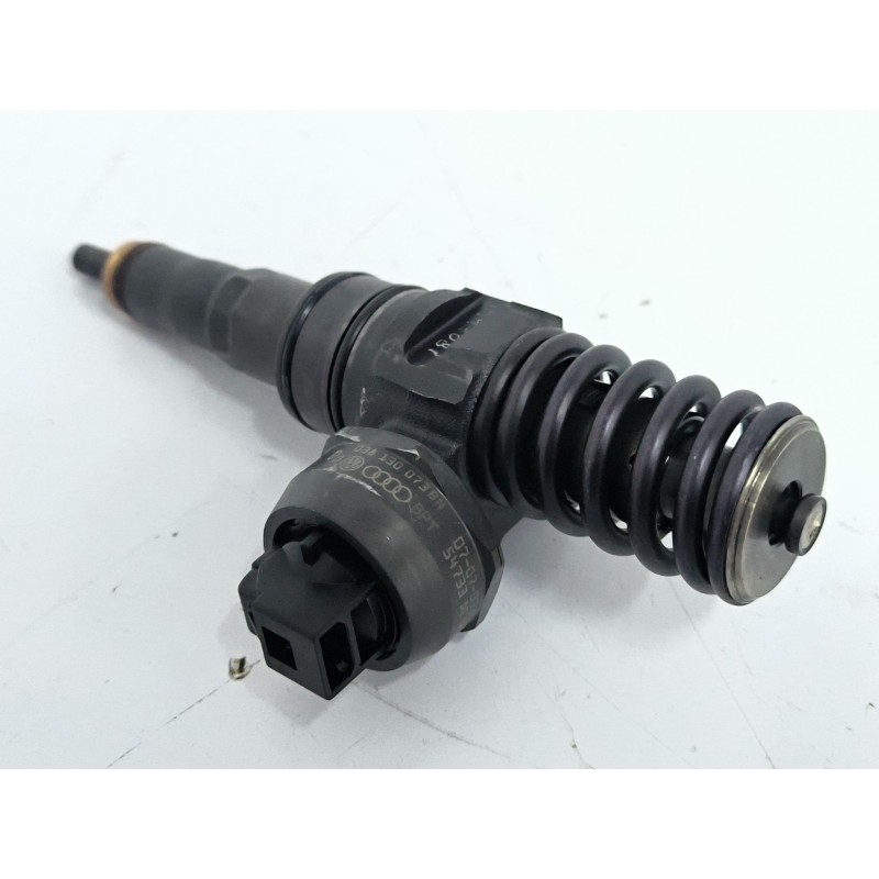 Recambio de inyector para volkswagen polo iv (9n_, 9a_) 1.4 tdi referencia OEM IAM 038130073BN 54733 