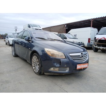 opel insignia a sedán (g09) del año 2010