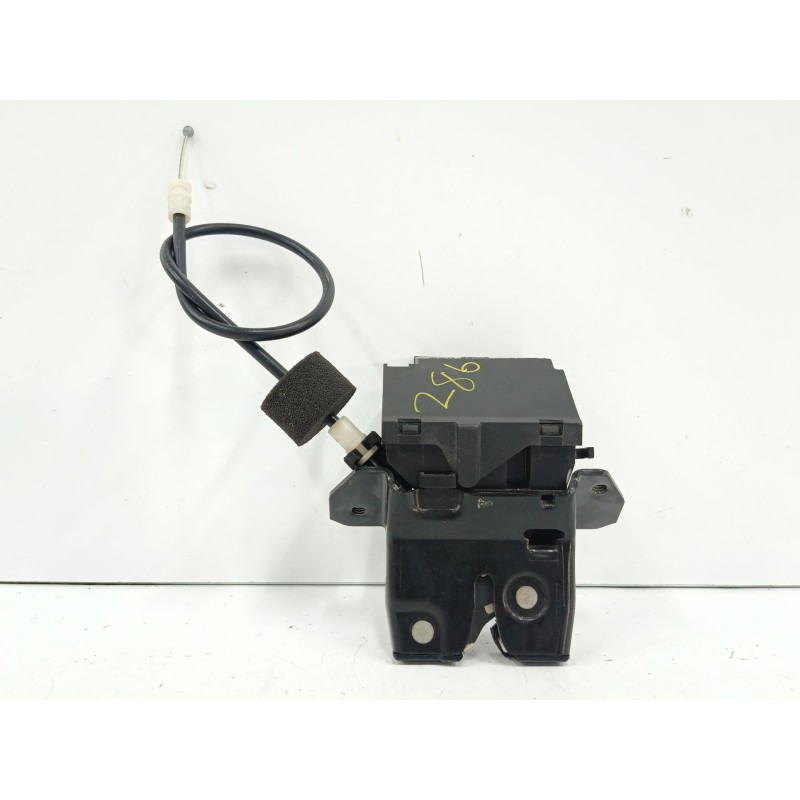 CERRADURA MALETERO / PORTON A1717500185