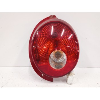 PILOTO TRASERO DERECHO 300412R 