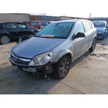opel astra h (a04) del año 2010