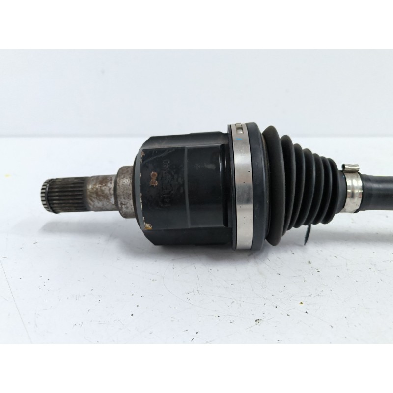 TRANSMISION DELANTERA IZQUIERDA Y930L