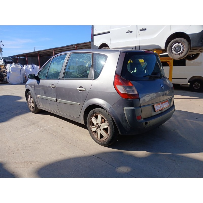 RENAULT SCÉNIC II (JM0/1_) 2004