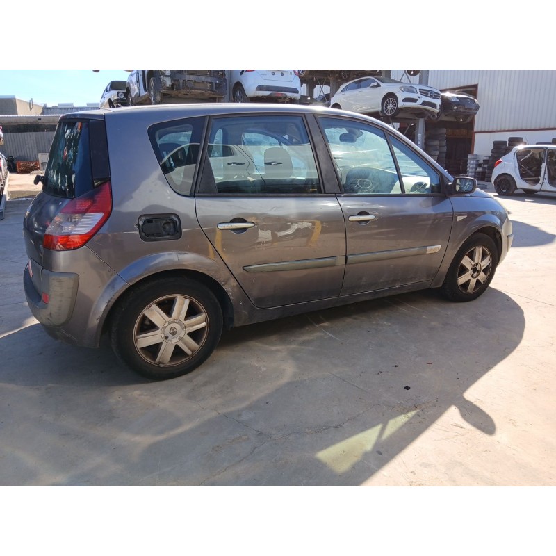 RENAULT SCÉNIC II (JM0/1_) 2004