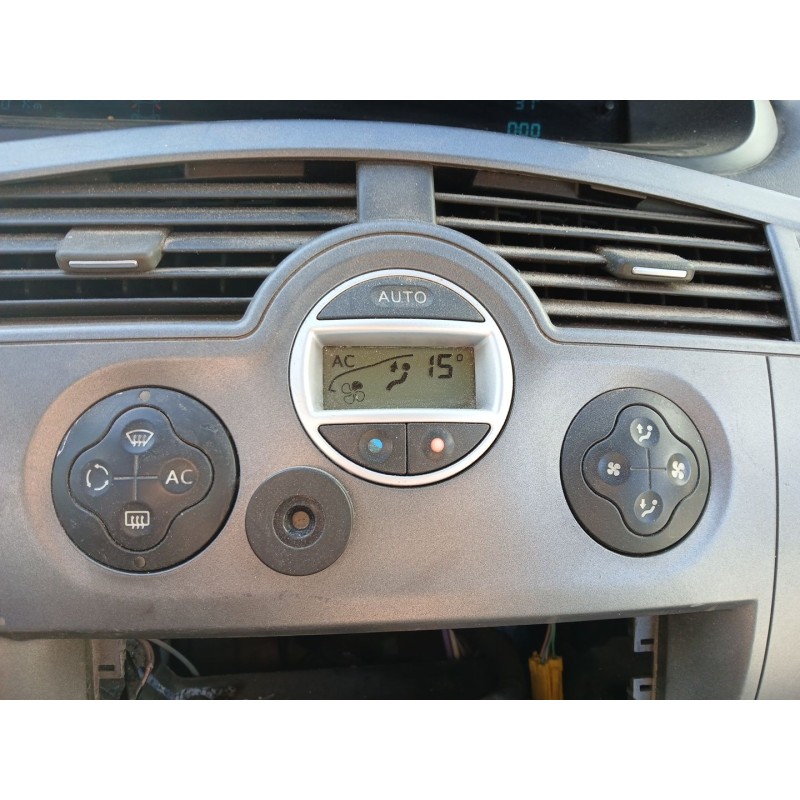RENAULT SCÉNIC II (JM0/1_) 2004
