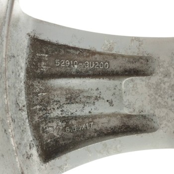 Recambio de llanta para kia sportage iii (sl) 2.0 crdi awd referencia OEM IAM 529103U200 6,5JX17 ET35 5H 5X115