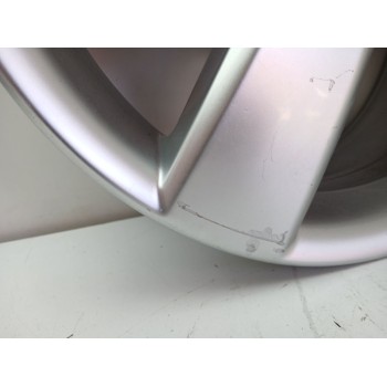 Recambio de llanta para volkswagen golf vi (5k1) 1.6 tdi referencia OEM IAM 1T0601025M 6.5JX16H2 ET50 5H 5X110