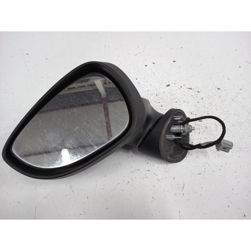 RETROVISOR IZQUIERDO