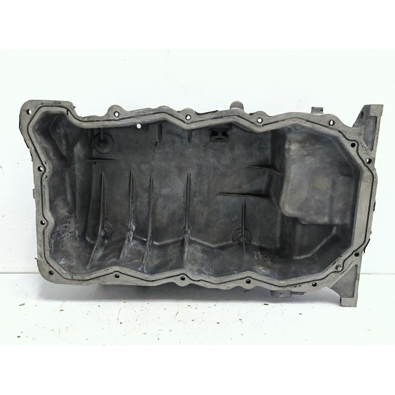 Recambio de carter para kia carens iii monospace (un) 2.0 crdi 140 referencia OEM IAM 2151027420  