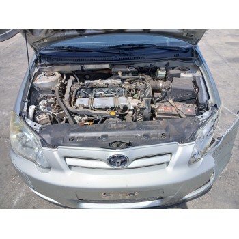toyota corolla (e12) del año 2005