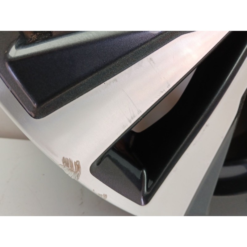 LLANTA 18X7J 40 5H 5X116
