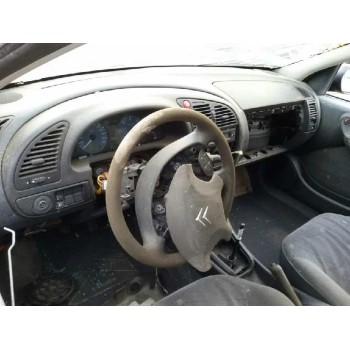 citroën xsara berlina del año 2001