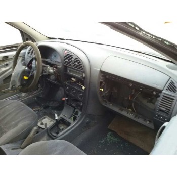 citroën xsara berlina del año 2001