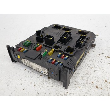 Recambio de caja reles / fusibles para citroën xsara berlina 1.9 d sx referencia OEM IAM 9650584580 S118085320 