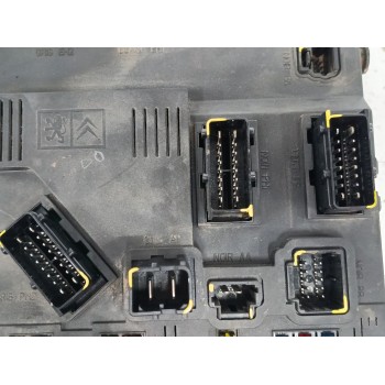 Recambio de caja reles / fusibles para citroën xsara berlina 1.9 d sx referencia OEM IAM 9650584580 S118085320 