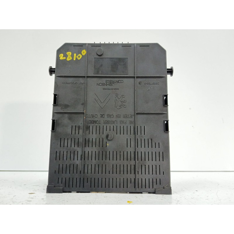 CAJA RELES / FUSIBLES 281197595