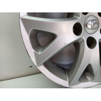 Recambio de llanta para toyota corolla verso (zer_, zze12_, r1_) 2.2 d-4d (aur10_) referencia OEM IAM 42611YY260 2JX16CH ET45 5H