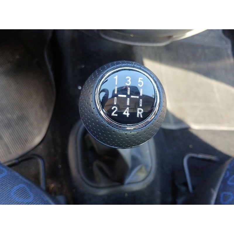 FORD KA (RB_) 2001