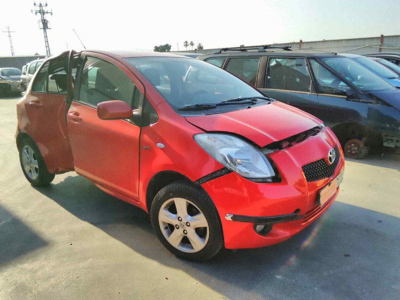 TOYOTA YARIS (_P9_)