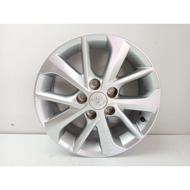 Recambio de llanta para toyota auris (_e18_) 1.4 d-4d (nde180_) referencia OEM IAM 4261102E90 16X6.5J ET45 H5 5X115