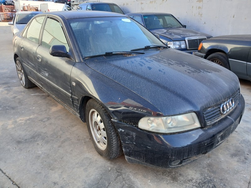 AUDI A4 B5 AVANT (8D5)