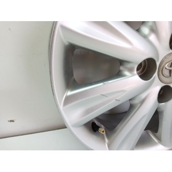 Recambio de llanta para toyota yaris (_p9_) 1.33 vvt-i (nsp90_) referencia OEM IAM 426110D240 J15X5.5J H4 4X105