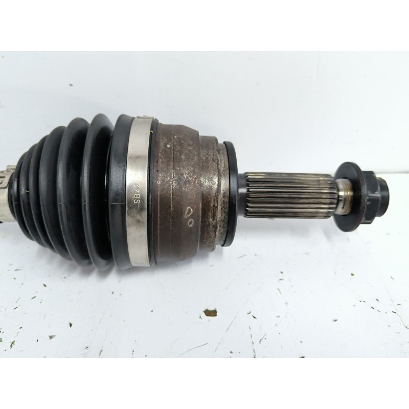 TRANSMISION DELANTERA IZQUIERDA G410L